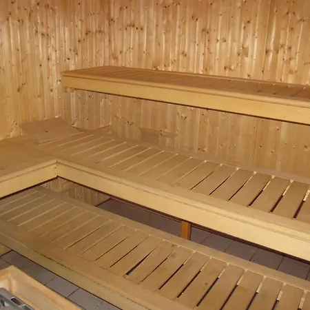 Clambin Nend203 In And Out